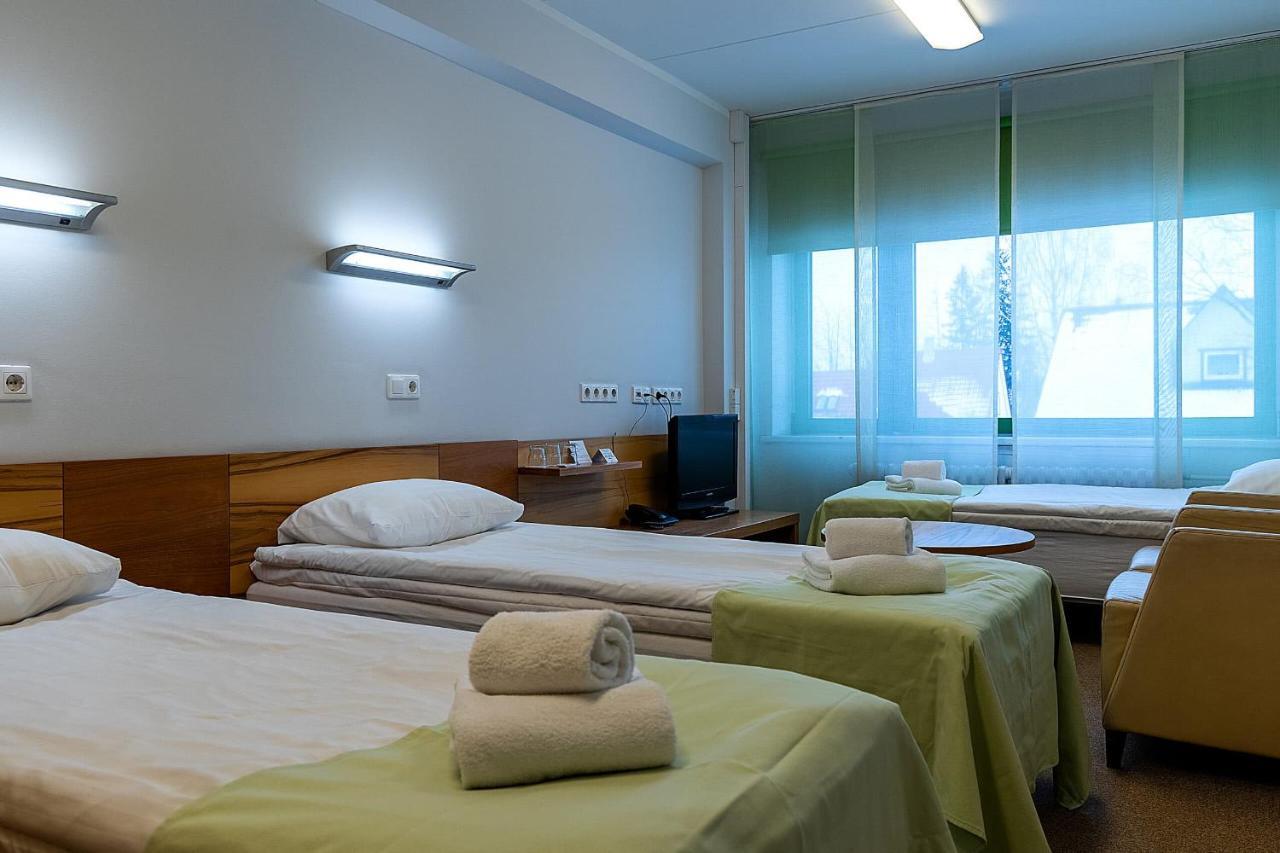 Tartu Rakendusliku Kolledzi Hotell エクステリア 写真